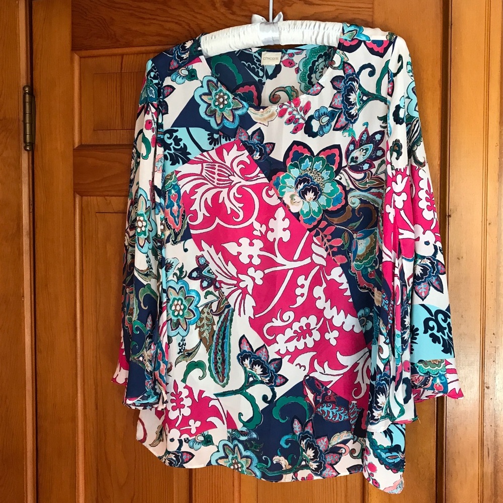 Chico's Navy and Teal Floral Top Size XL